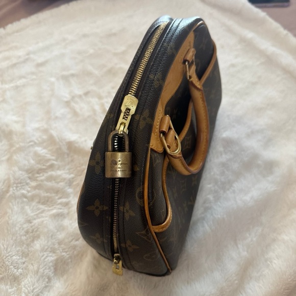 Bag Louis Vuitton 🤎 - Picture 3 of 5